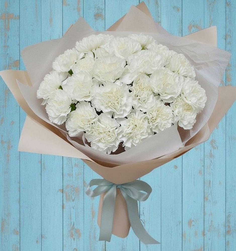 Букет цветов из: Гвоздики в Сольвычегодске