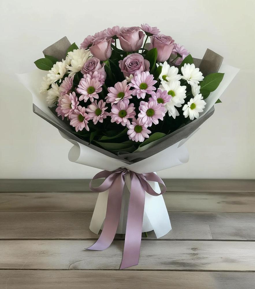 Букет цветов из: Хризантемы и Розы в Сольвычегодске