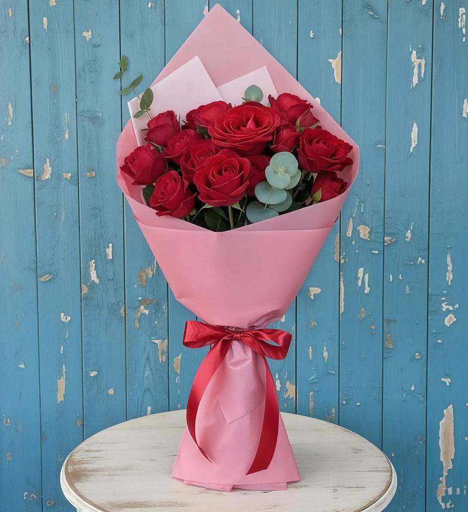 Букет цветов из: Розы в Сольвычегодске