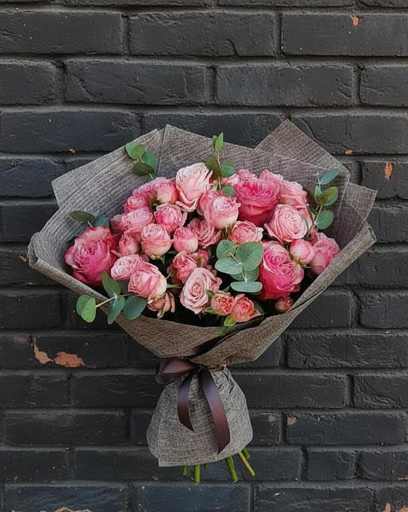 Букет цветов из: Розы в Сольвычегодске