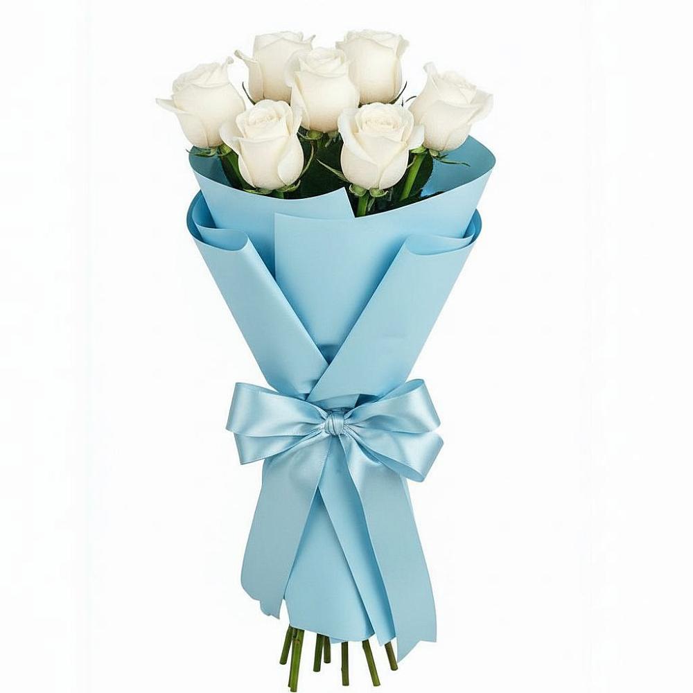 Букет 7 белых роз Проуд в Сольвычегодске