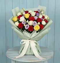 Букет цветов из:  Розы в Сольвычегодске