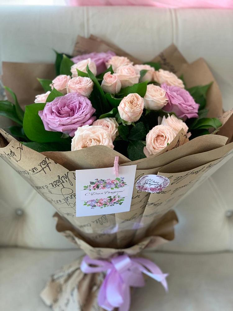 Букет цветов из: Розы в Сольвычегодске