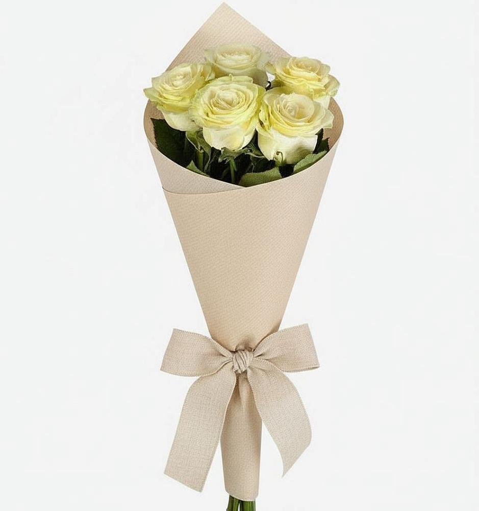 Букет цветов из: Розы в Сольвычегодске