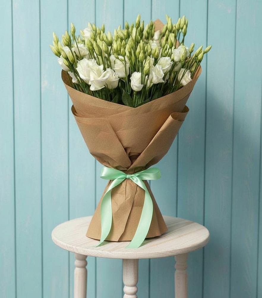 Букет цветов из: Лизиантусы в Сольвычегодске