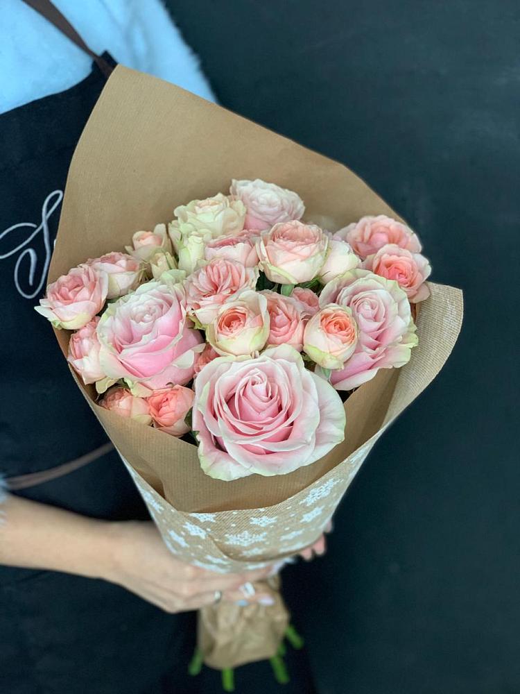 Букет цветов из: Хризантемы и Розы в Сольвычегодске