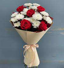 Букет цветов из:  Розы и Хризантемы в Сольвычегодске