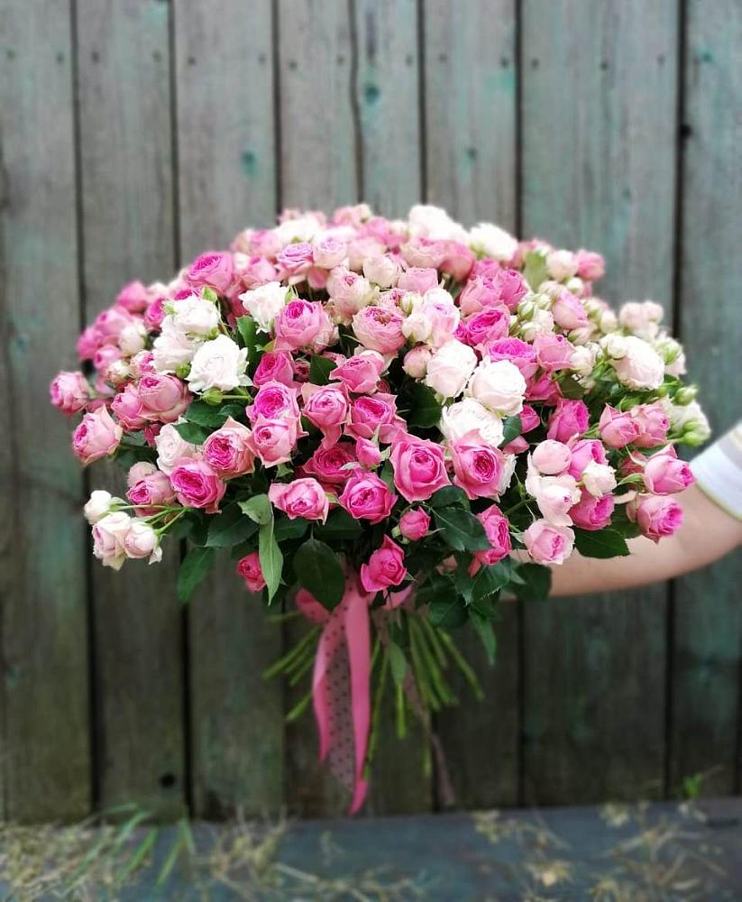 Букет Розовые кустовые розы Натали и Лав Лидия в Сольвычегодске