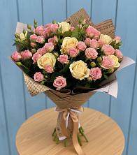 Букет цветов из:  Розы в Сольвычегодске