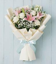 Букет цветов из:  Лилии в Сольвычегодске