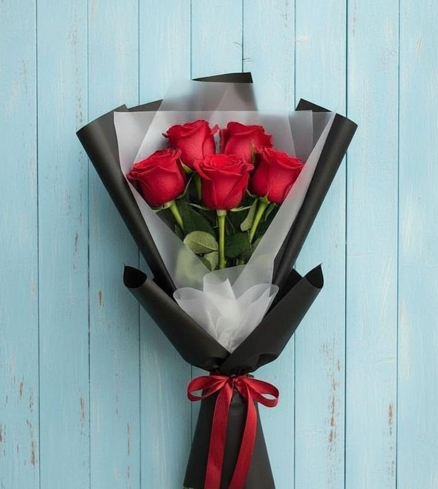 Букет цветов из: Розы в Сольвычегодске